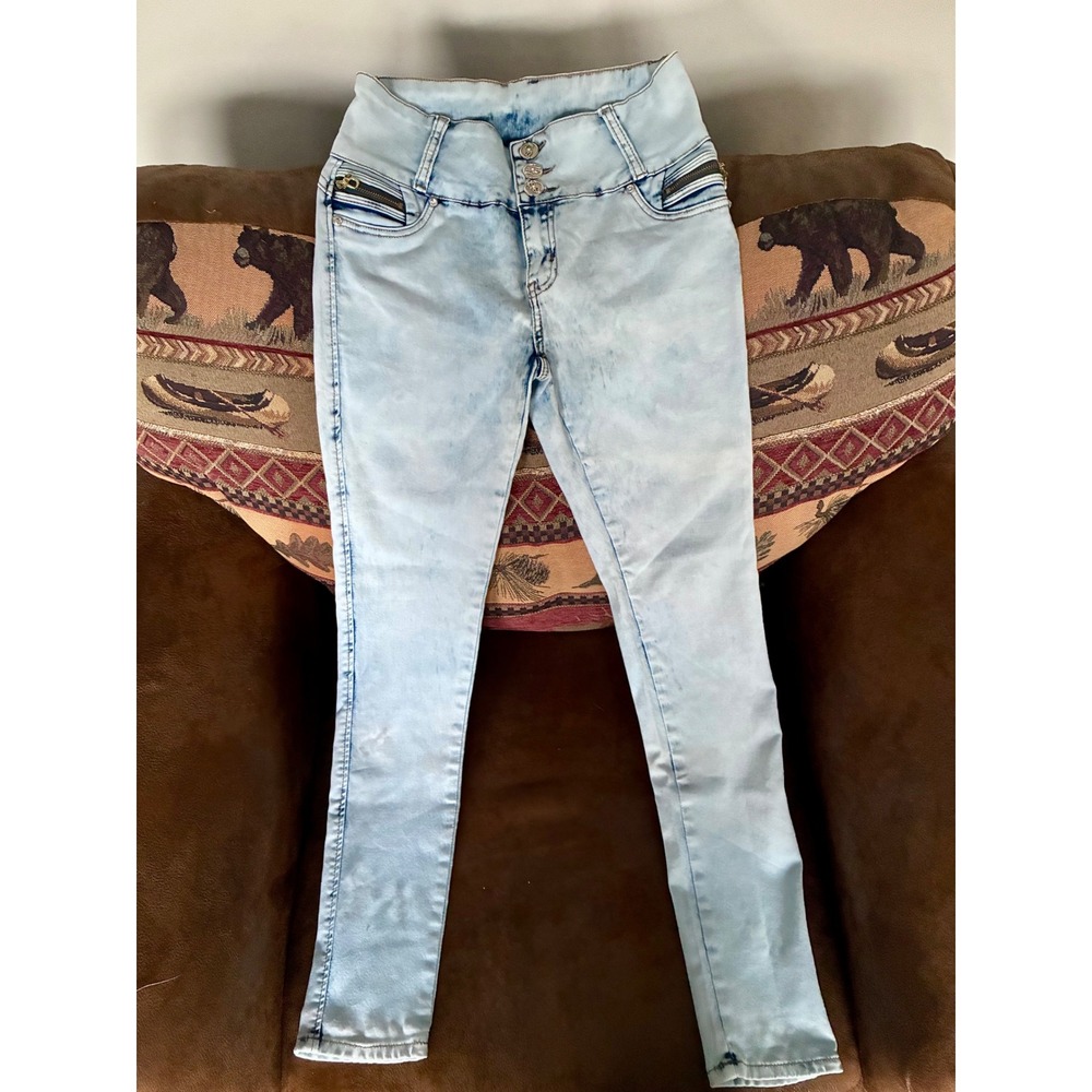 Silver‎ Diva Womens High Waisted Light Wash Rhinestone Skinny Jeans Size 11